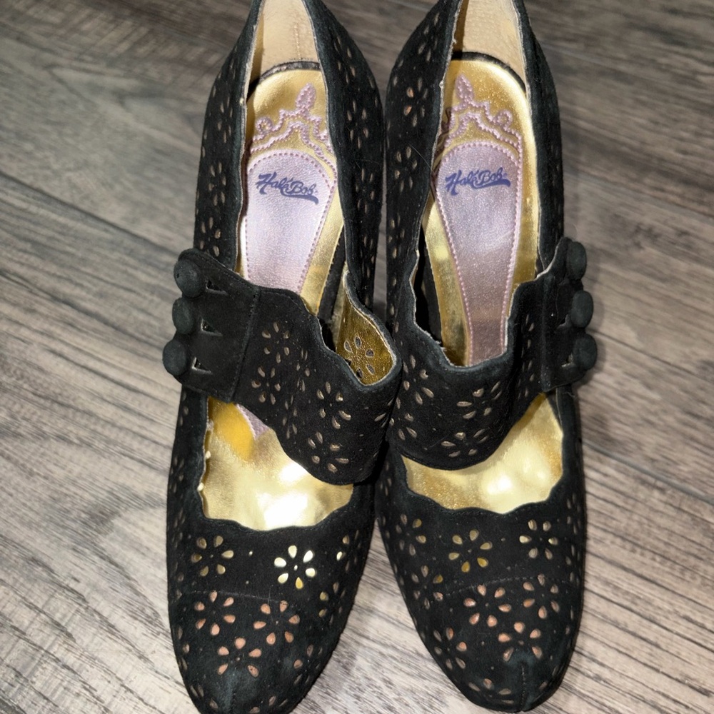 Hale Bob Black Velvet Flower Women's Shoes 6 medium
